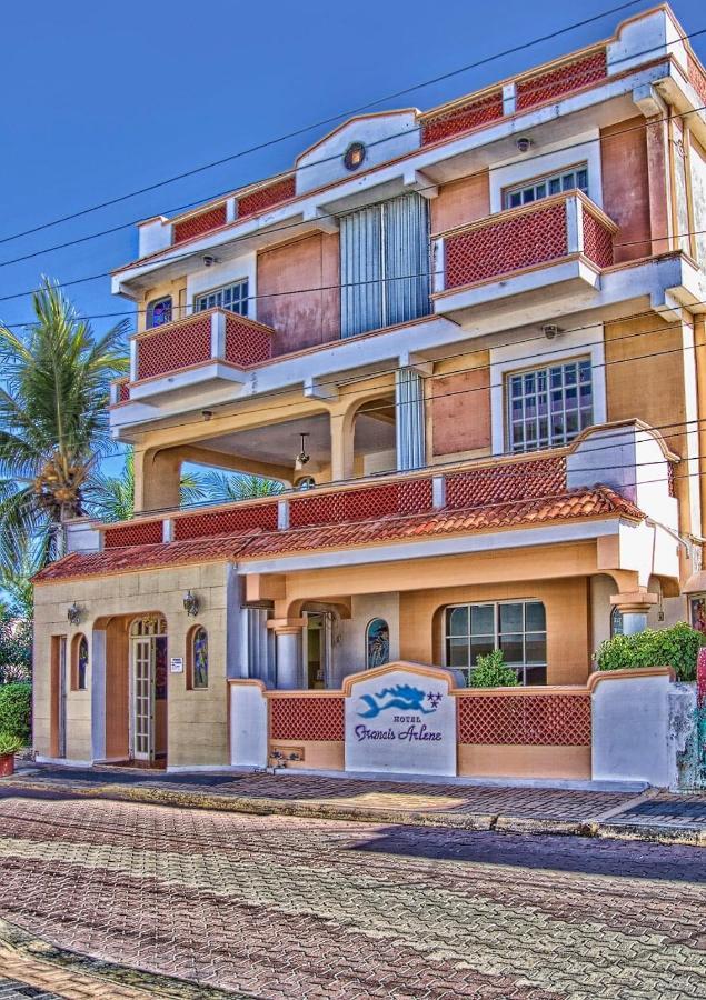 Hotel Francis Arlene Adults Only อิสลามูเฮเรส ภายนอก รูปภาพ